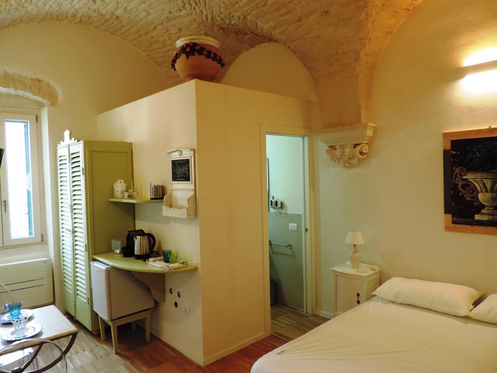 Casa Adele - Dimora Del 1700 Nel Centro Storico Acomodação com café da manhã Martina Franca Exterior foto
