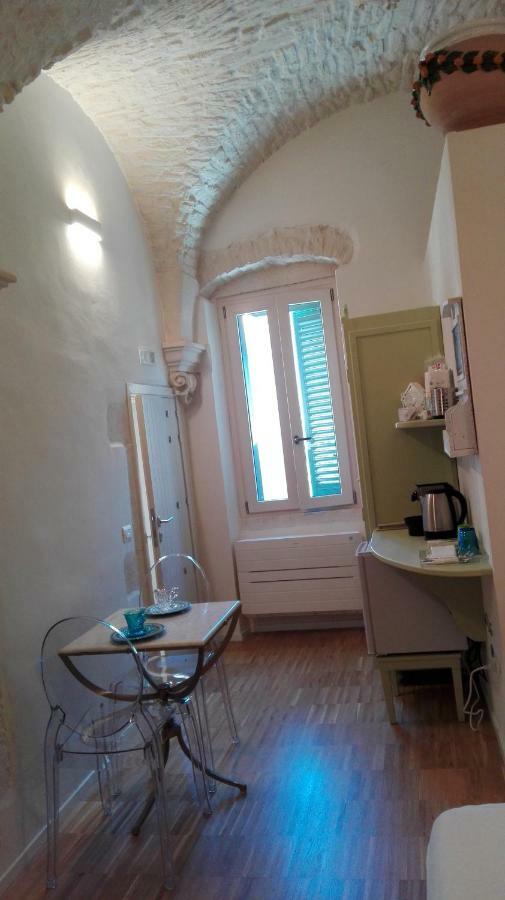 Casa Adele - Dimora Del 1700 Nel Centro Storico Acomodação com café da manhã Martina Franca Exterior foto