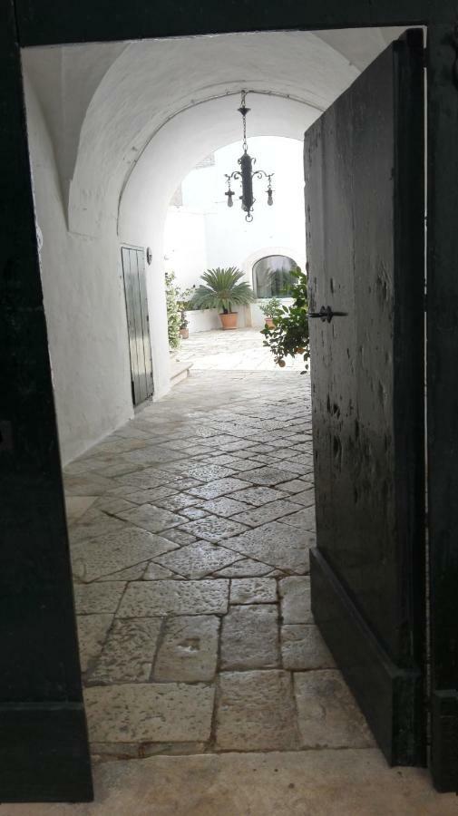 Casa Adele - Dimora Del 1700 Nel Centro Storico Acomodação com café da manhã Martina Franca Exterior foto